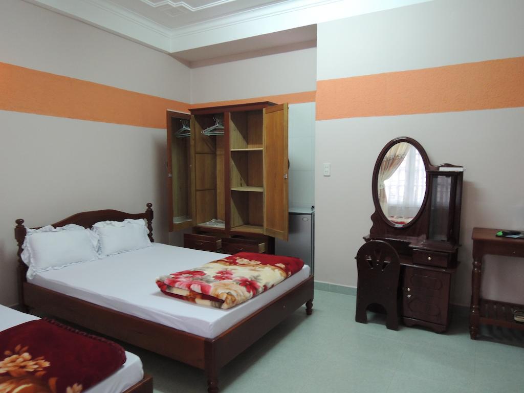 Hong Lan Hotel Да Лат Стая снимка