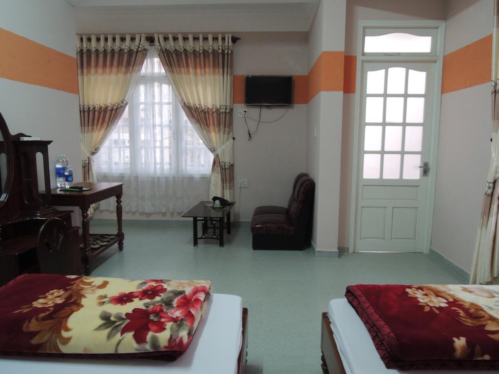 Hong Lan Hotel Да Лат Екстериор снимка