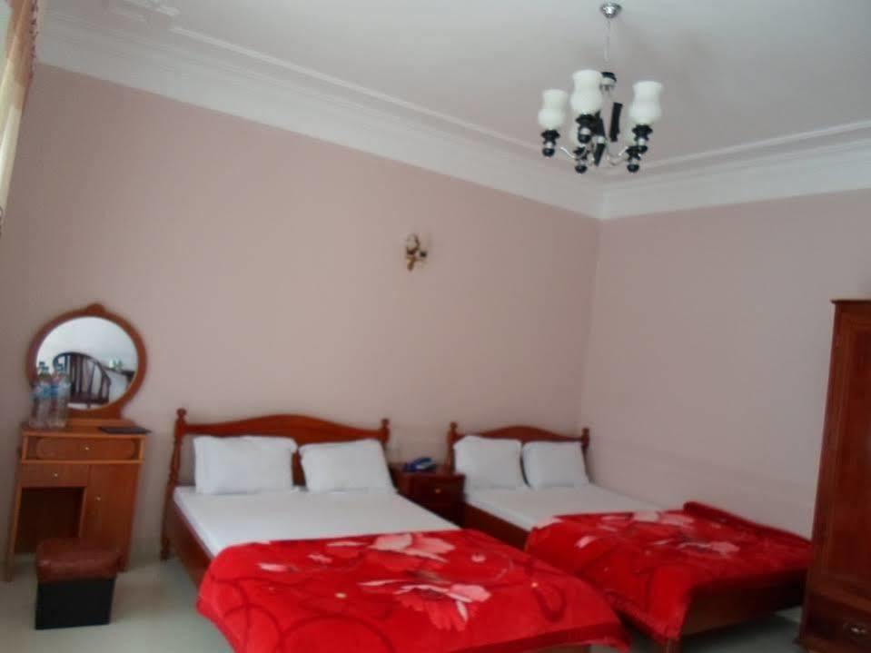 Hong Lan Hotel Да Лат Екстериор снимка